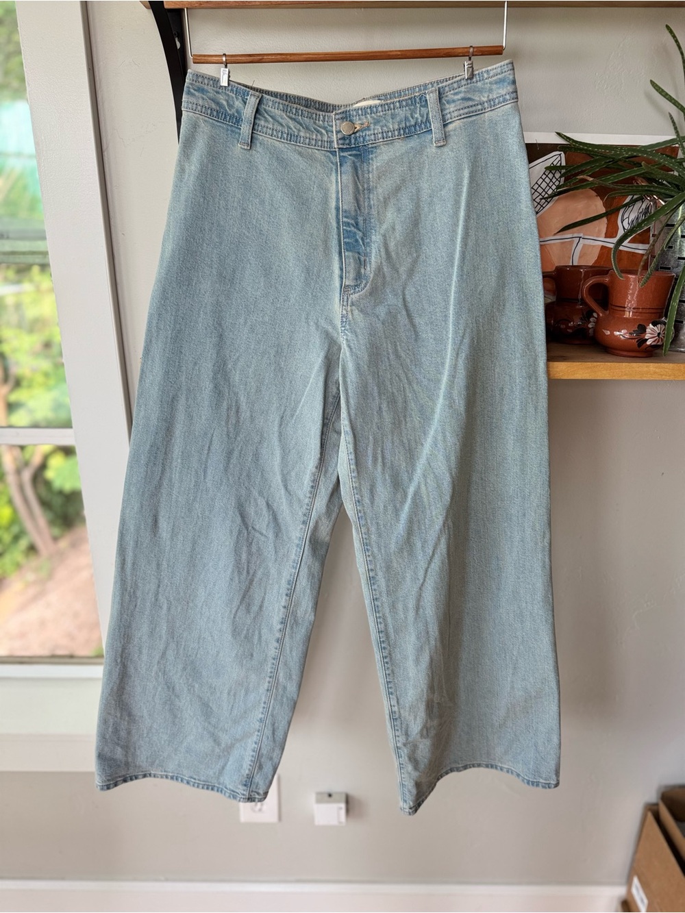 Universal Thread Light Wash Sailor Wide Leg Jeans Size 8